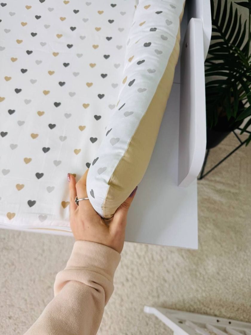 ❤ Матрасик у пеленатор, на блискавці, поролон з'ємний, 55см на 70см. Принт - Серця різні, бежевий однотон (#98854895) ✓ Anna Kon