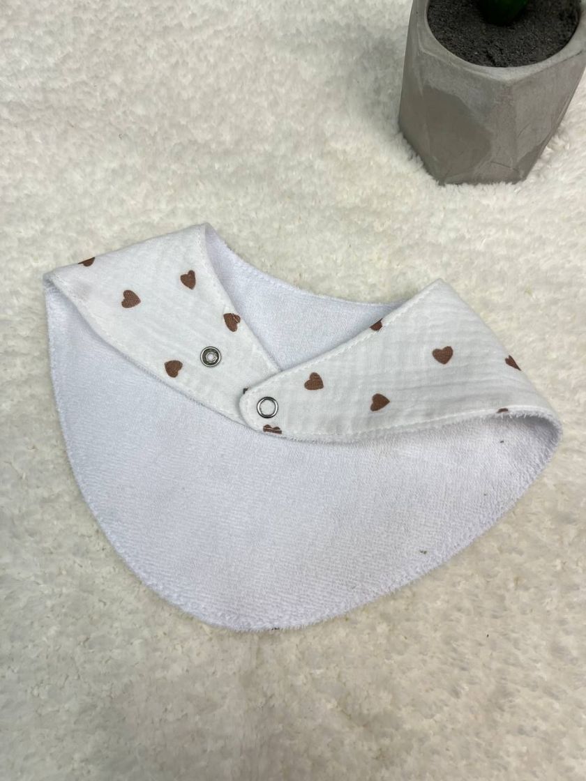 ❤ Слюнявчик, нагрудник мусліновий, непромакаючий. Принт - Сердечка беж на білому (#11384468) ✓ Anna Konvert