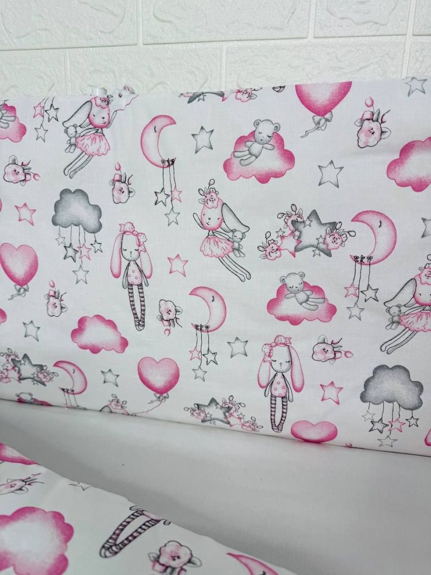 ❤ Бортики-суцільні на 4 боки ліжка, на завʼязках. Принт - Зайка, кулька сердечко рожеве (#96026961) ✓ Anna Konvert