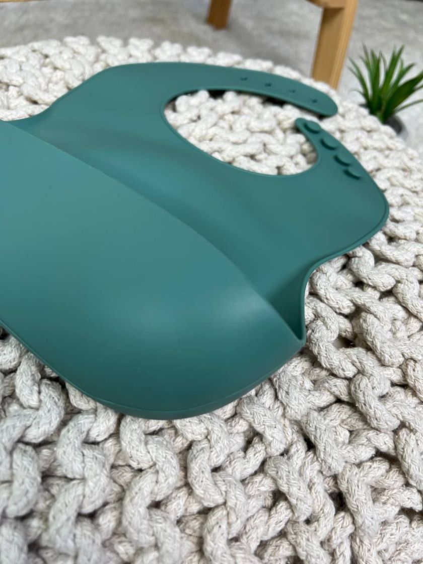 ❤ Силіконовий нагрудник "Color", з регулятором довжини. Колір - Oil-green (#44995616) ✓ Anna Konvert
