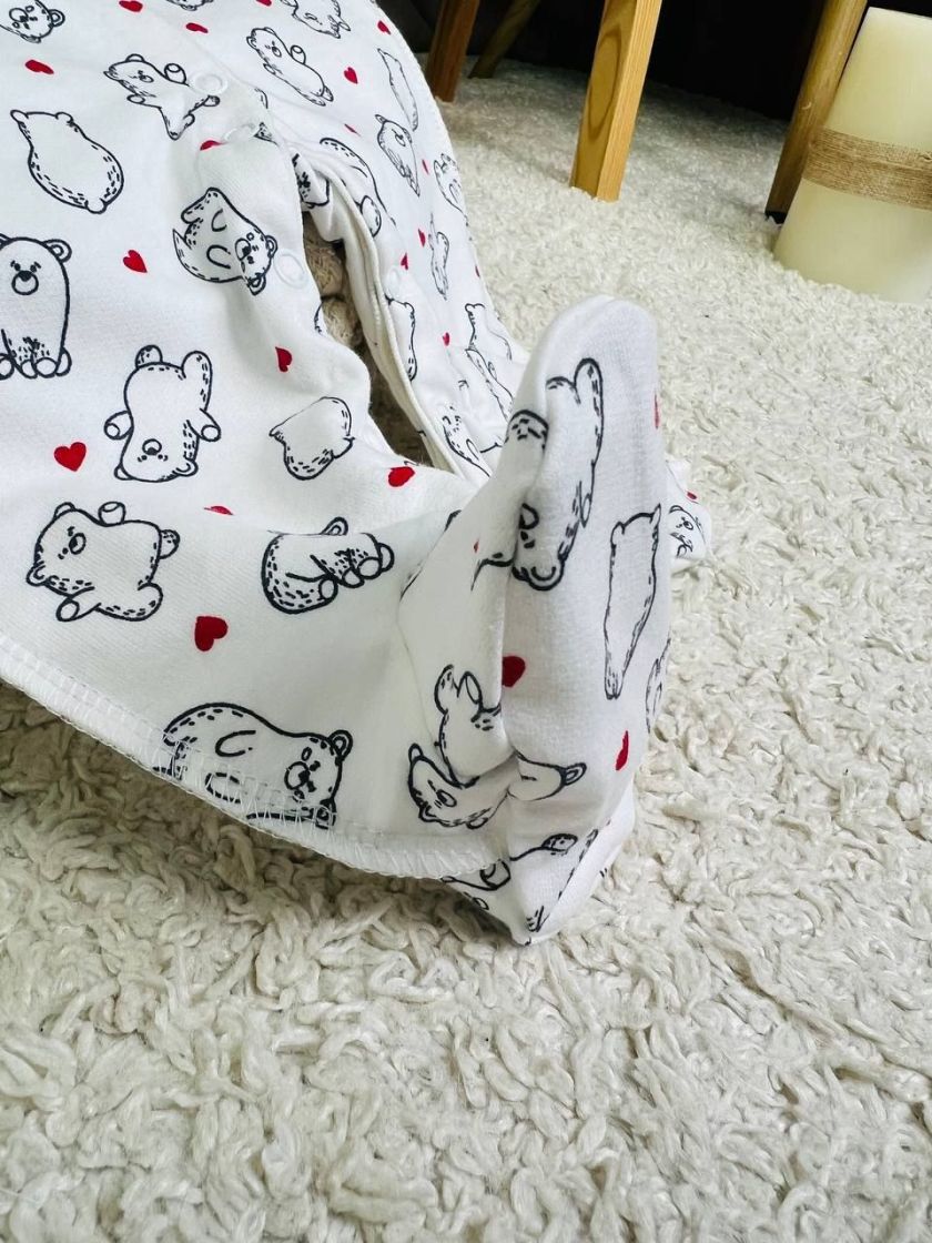 ❤ Чоловічок байка. Колір - Ведмідь з серцями, контур. Розмір - 56-62см (#17591049) ✓ Anna Konvert