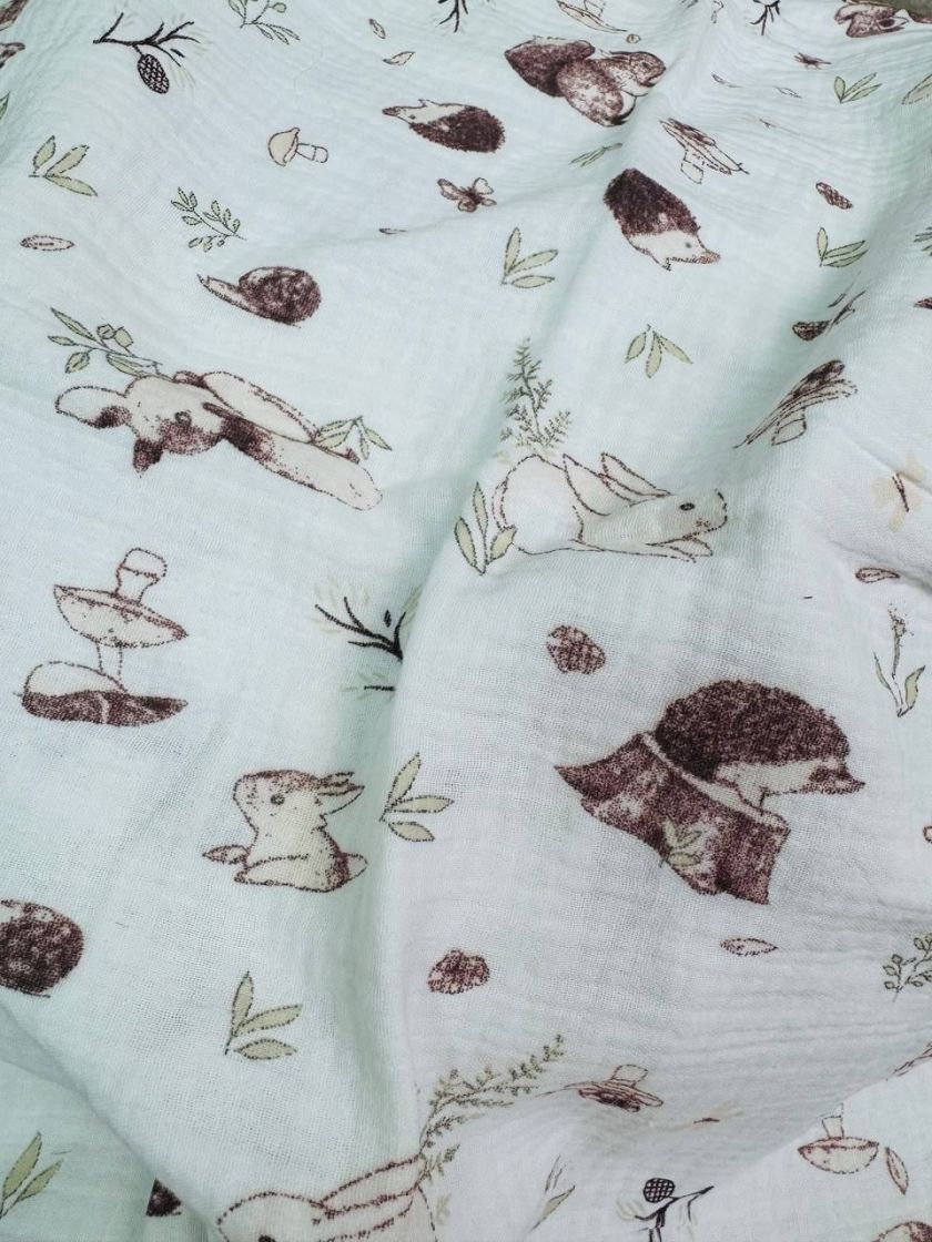❤ Пелюшки муслінові чотирьохшарові, жатка. Принт - Звірі у лісі на молочному. Розмір - 90*135см (#56265559) ✓ Anna Konvert