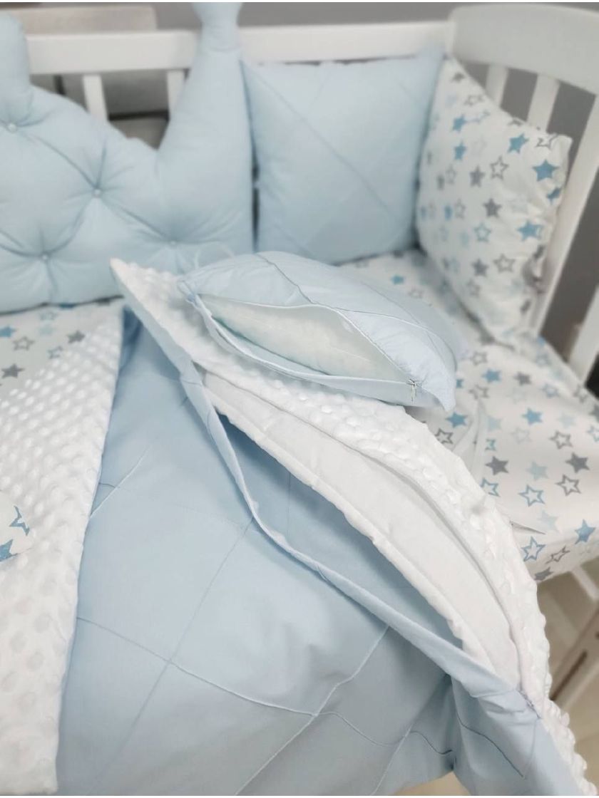 ❤ Набір у ліжко на 4 боки, "Зайка/корона". Комплектація - Подушки на 4й бік. Принт - Корона блакитна із каретною стяжкою (#50113