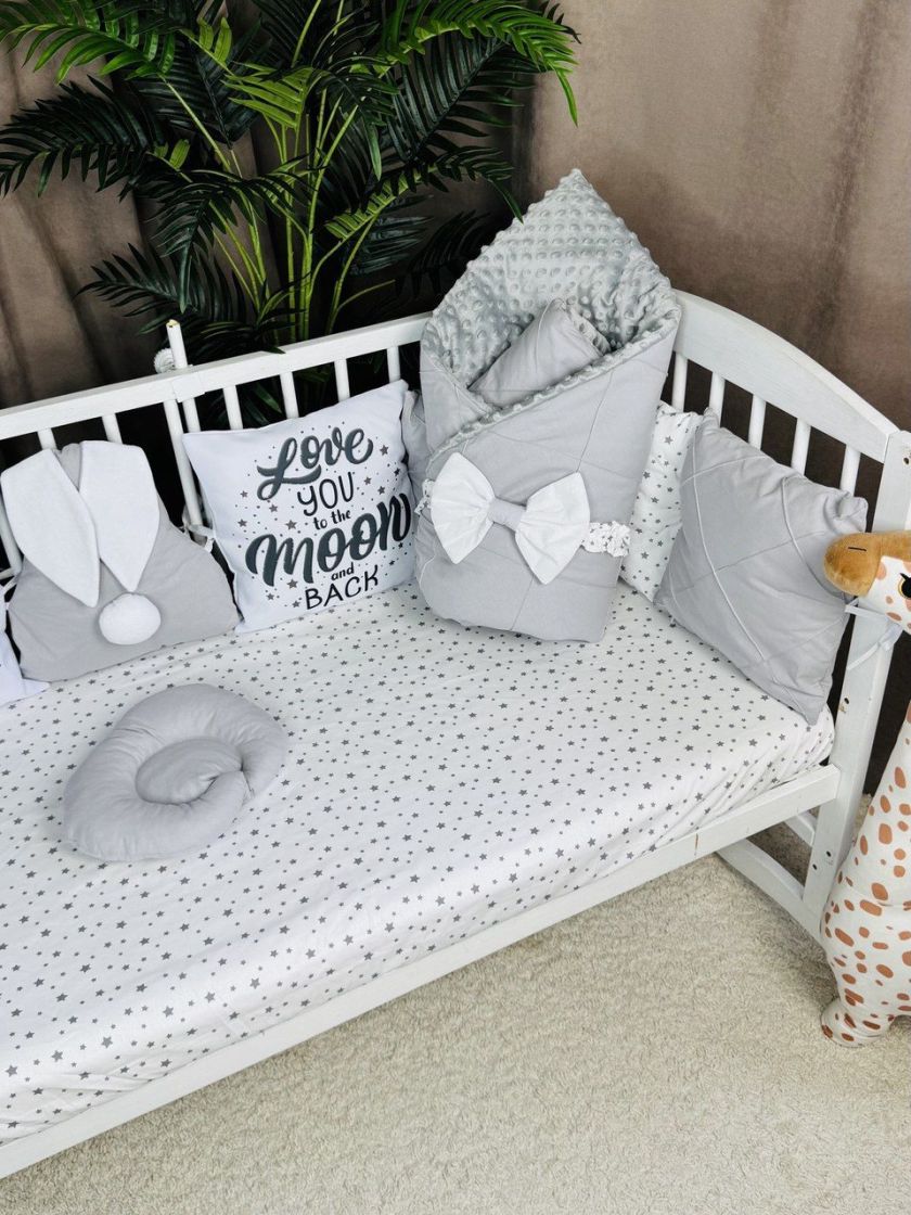 ❤ Набір у ліжко на 4 боки, "Зайка/корона". Комплектація - Подушки на 4й бік. Принт - Сірий зайка із велюровими ушками (#55149418