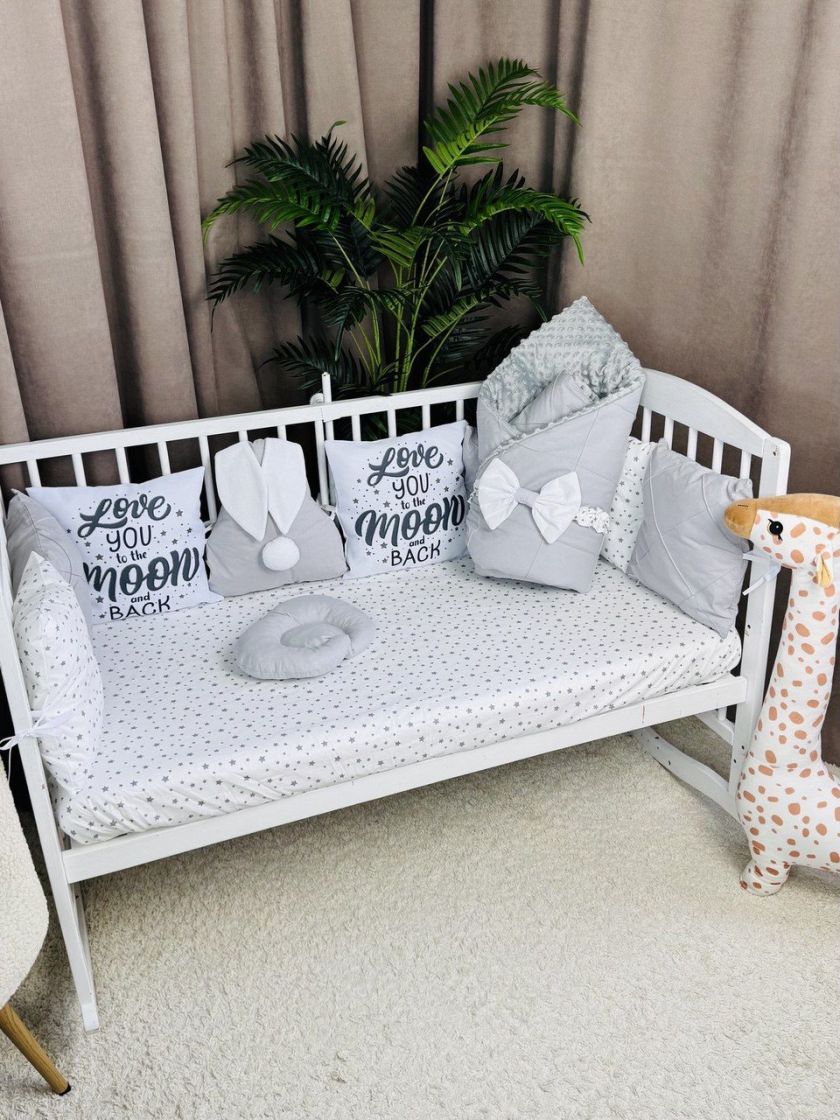 ❤ Набір у ліжко на 4 боки, "Зайка/корона". Комплектація - Подушки на 4й бік. Принт - Сірий зайка із велюровими ушками (#55149418