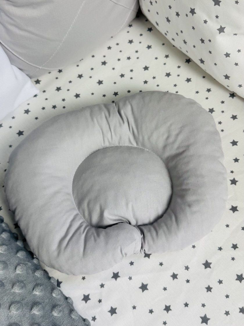 ❤ Набір у ліжко на 4 боки, "Зайка/корона". Комплектація - Подушки на 4й бік. Принт - Сірий зайка із велюровими ушками (#55149418