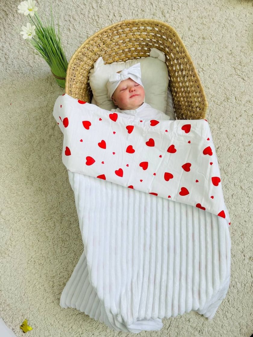 ❤ Плед в пологовий, мінкі плюш, без утеплювача, 100см на 80см. Колір, принт - Плюш смужка білий, сердця червоні (#63788261) ✓ An