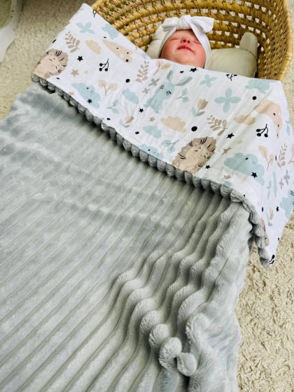 ❤ Плед в пологовий, мінкі плюш, без утеплювача, 100см на 80см. Колір, принт - Плюш смужка сірий, їжачки з зайченятами (#57758713 2