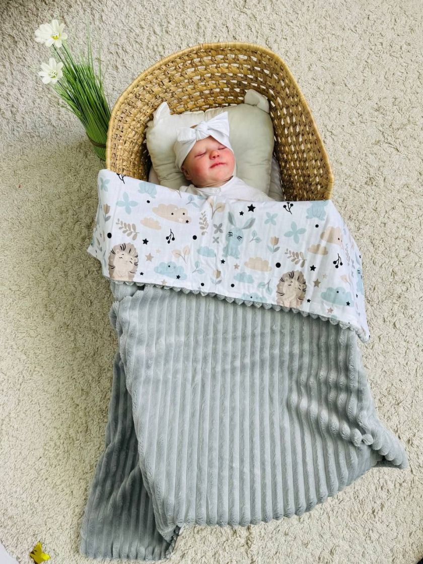 ❤ Плед в пологовий, мінкі плюш, без утеплювача, 100см на 80см. Колір, принт - Плюш смужка сірий, їжачки з зайченятами (#57758713