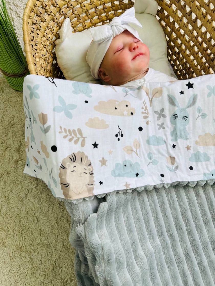 ❤ Плед в пологовий, мінкі плюш, без утеплювача, 100см на 80см. Колір, принт - Плюш смужка сірий, їжачки з зайченятами (#57758713