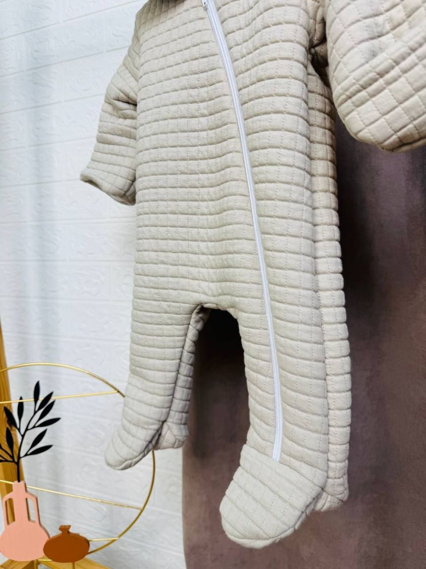 ❤ Комбінезон на виписку з шапочкою в квадратик, Розмір 0-4 міс. Колір - Капучино (#77576667) ✓ Anna Konvert