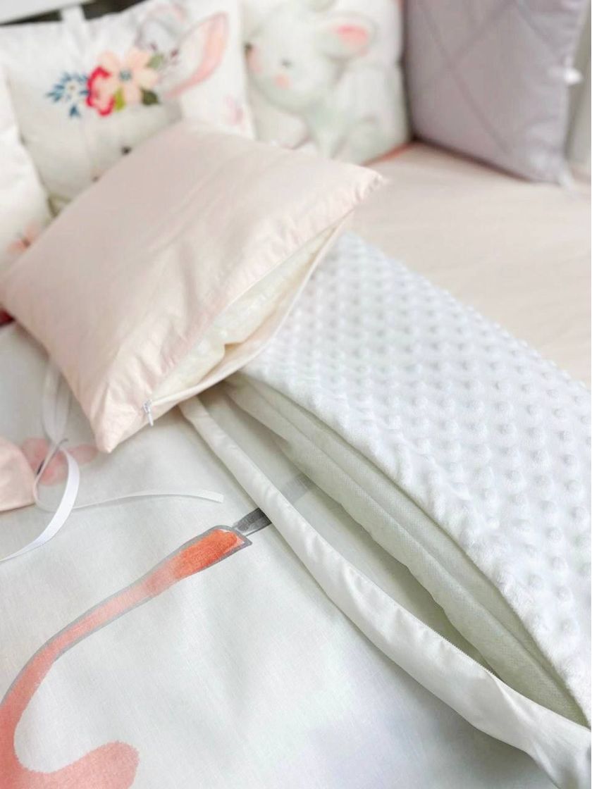 ❤ Набір "Коса" зі з'ємними наволочками. Колір - Зайченята в парасольці, сіро-персиковий (#35802745) ✓ Anna Konvert